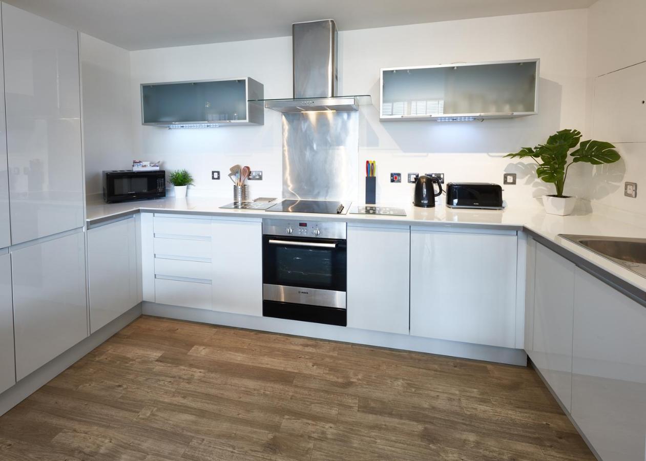 Shortstaymk Vizion Apartments, With Free Superfast Wi-Fi, Parking, Sky Sports And Movies Milton Keynes Exteriér fotografie