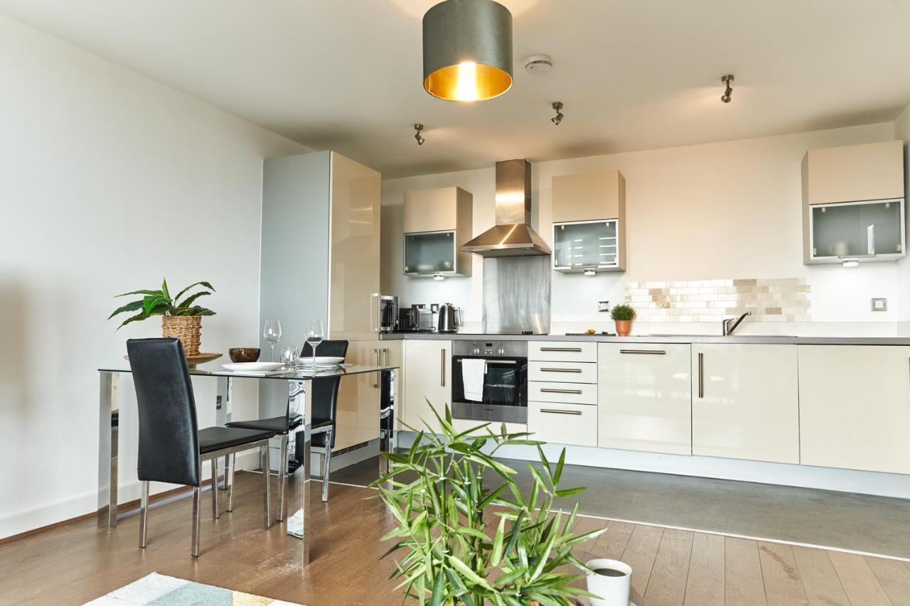 Shortstaymk Vizion Apartments, With Free Superfast Wi-Fi, Parking, Sky Sports And Movies Milton Keynes Exteriér fotografie