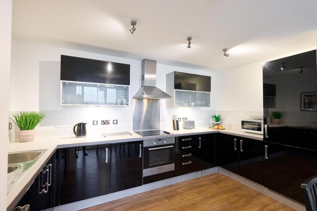 Shortstaymk Vizion Apartments, With Free Superfast Wi-Fi, Parking, Sky Sports And Movies Milton Keynes Exteriér fotografie