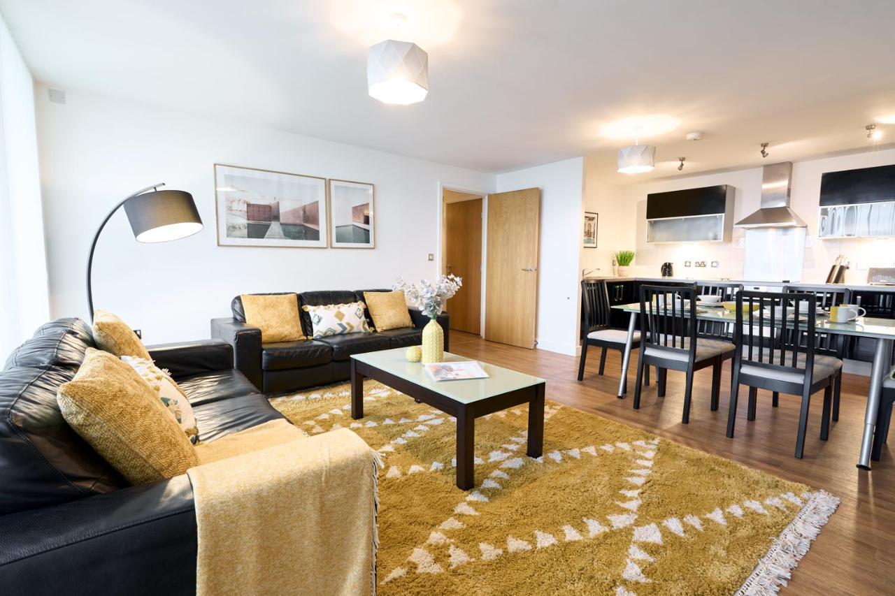 Shortstaymk Vizion Apartments, With Free Superfast Wi-Fi, Parking, Sky Sports And Movies Milton Keynes Exteriér fotografie