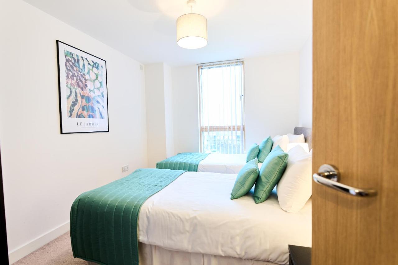 Shortstaymk Vizion Apartments, With Free Superfast Wi-Fi, Parking, Sky Sports And Movies Milton Keynes Exteriér fotografie