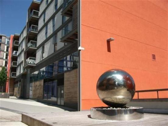 Shortstaymk Vizion Apartments, With Free Superfast Wi-Fi, Parking, Sky Sports And Movies Milton Keynes Exteriér fotografie