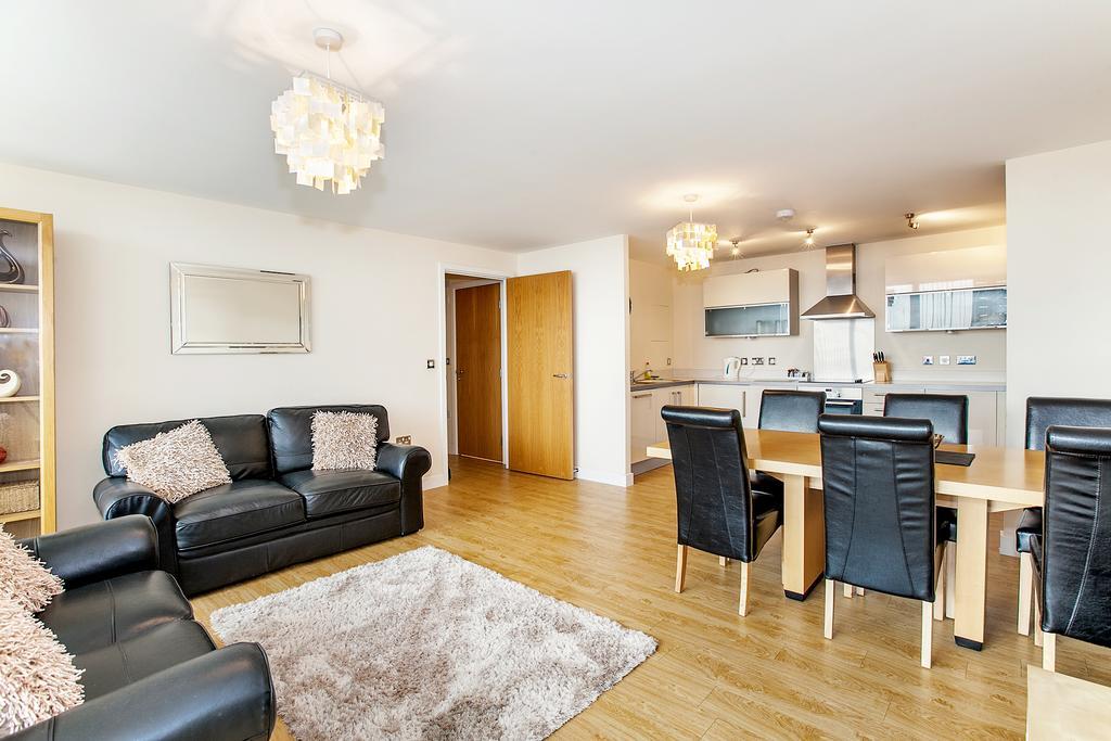 Shortstaymk Vizion Apartments, With Free Superfast Wi-Fi, Parking, Sky Sports And Movies Milton Keynes Exteriér fotografie