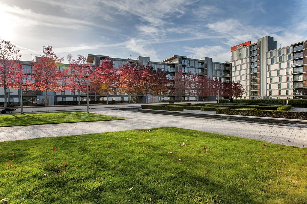 Shortstaymk Vizion Apartments, With Free Superfast Wi-Fi, Parking, Sky Sports And Movies Milton Keynes Exteriér fotografie