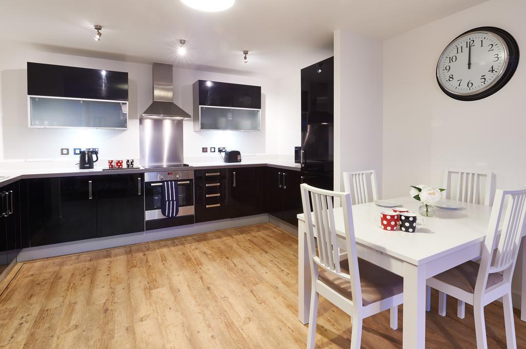 Shortstaymk Vizion Apartments, With Free Superfast Wi-Fi, Parking, Sky Sports And Movies Milton Keynes Exteriér fotografie